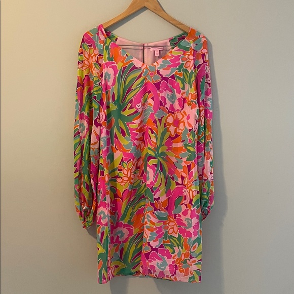 Lilly Pulitzer Carleigh silk Tunic dress size 8. sheer long sleeves - Picture 1 of 8